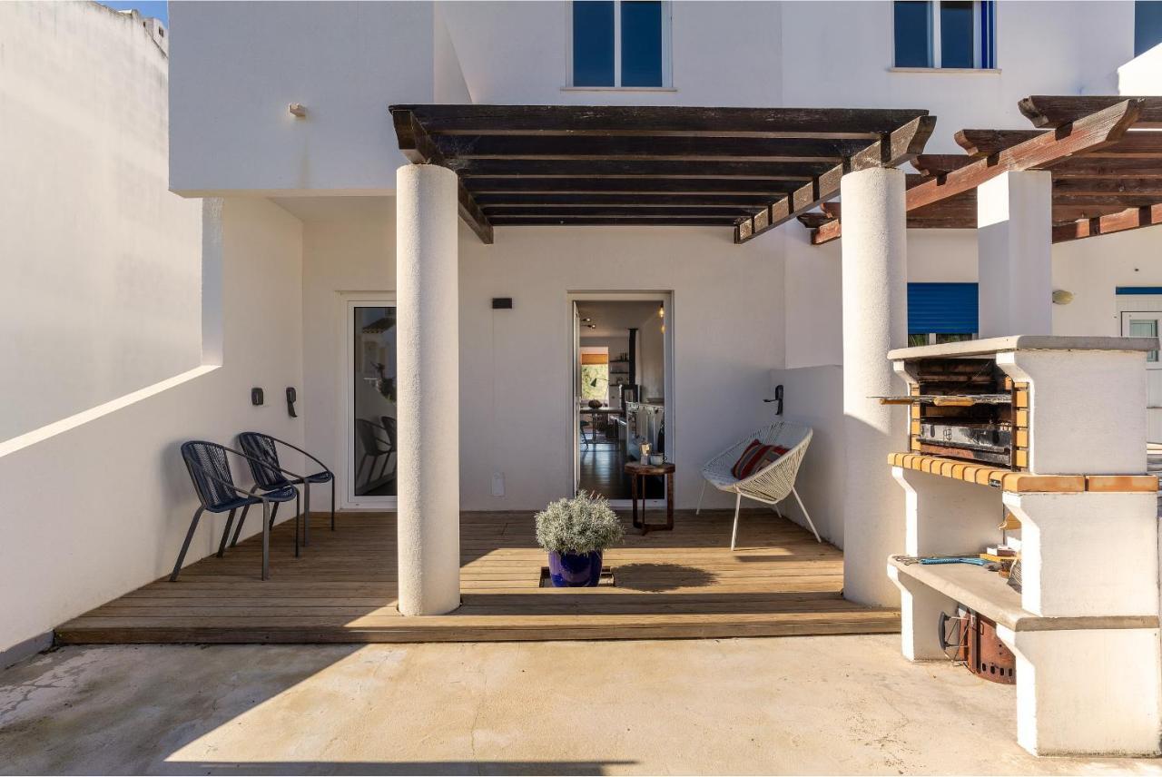 Beach House Clerigo - 2 Unique Apartments Aljezur Exterior photo